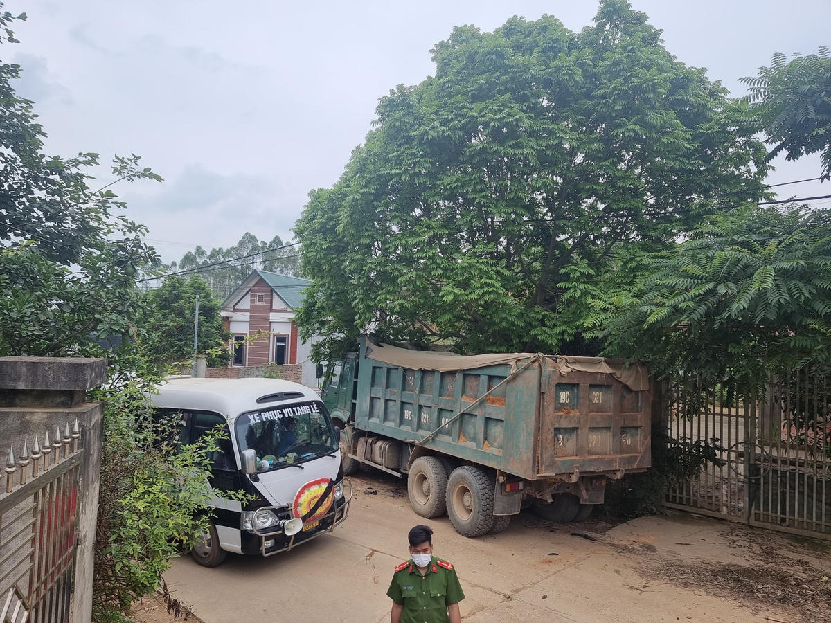 Hiện trường vụ tai nạn. Ảnh Tuấn Trung