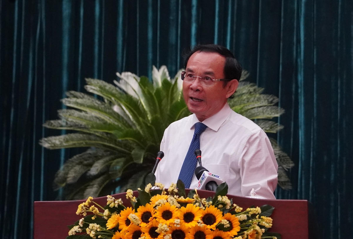 Bí thư Thành ủy TP HCM Nguyễn Văn Nên yêu cầu đánh giá xác đáng, thực chất để sơ kết 2 năm thực hiện Nghị quyết số 26-NQTU về Khu đô thị mới Thủ Thiêm. (Ảnh: Chính Hùng).