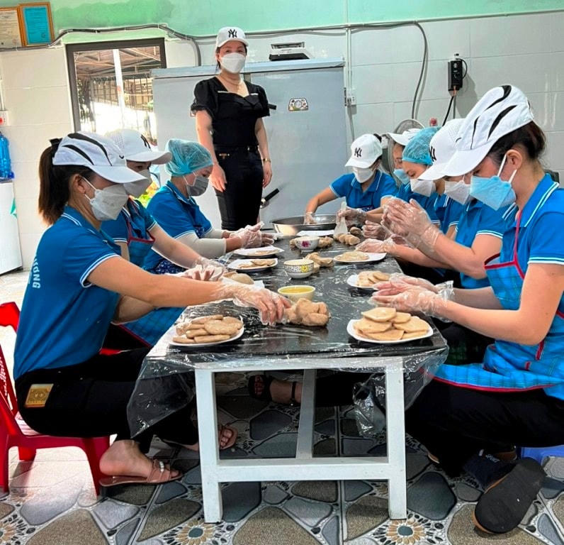 Cơ sở thu mua, chế biến thủy sản ở xã Kỳ Nam(do chị Mai Thị Phương làm chủ) đang nỗ lực xây dựng sản phẩm đạt chuẩn OCOP 3 sao.