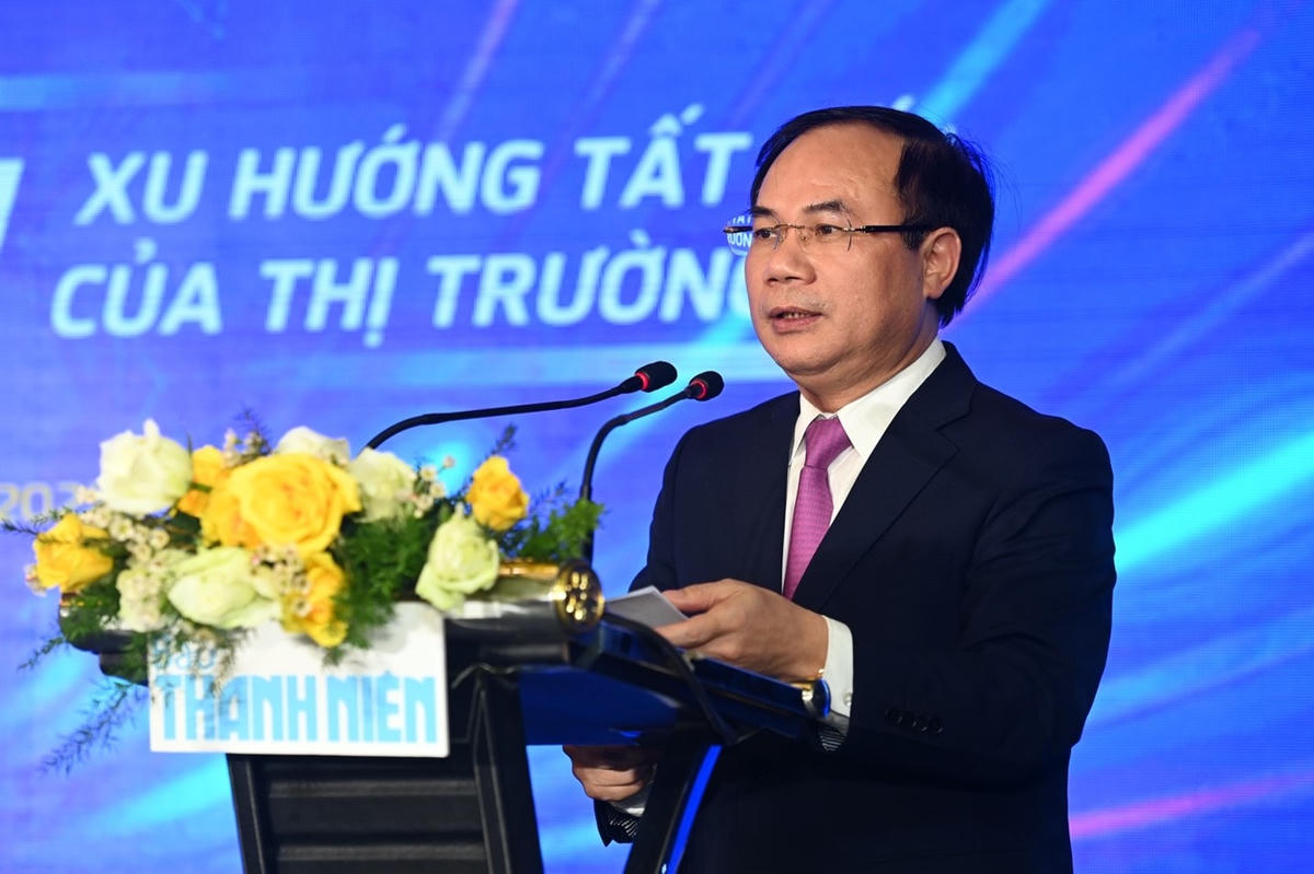 Thứ trưởng Bộ Xây dựng Nguyễn Văn Sinh phát biểu tại Diễn đàn.