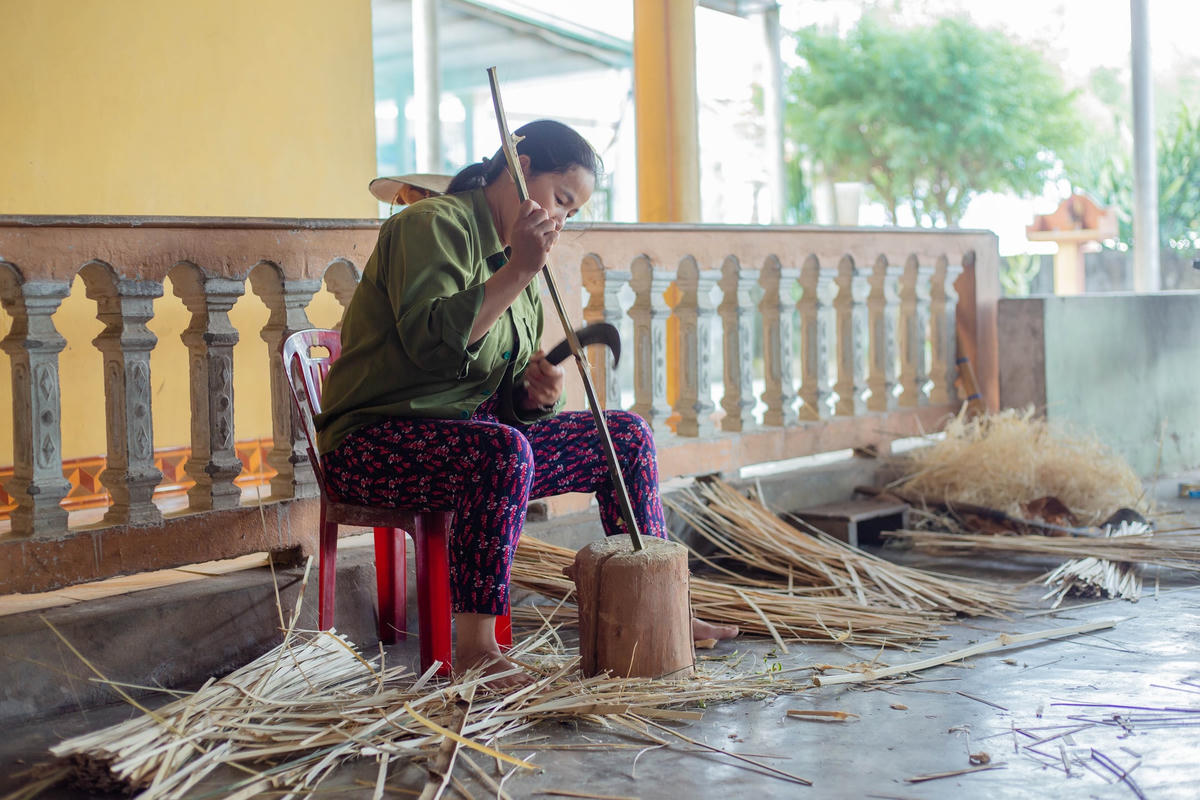 Trước đây, các sản phẩm của làng Thọ Đơn chủ yếu là các vật dụng phục vụ sản xuất nông nghiệp và sinh hoạt hàng ngày như: thúng, mủng, nong, nia, dần, sàng, rổ, rá... Hiện nay, nắm bắt nhu cầu thị trường, người dân làng nghề đã tích cực cải tiến chất lượng, mẫu mã phù hợp với thị hiếu và nhu cầu sử dụng  và đặt hàng của khách hàng.
