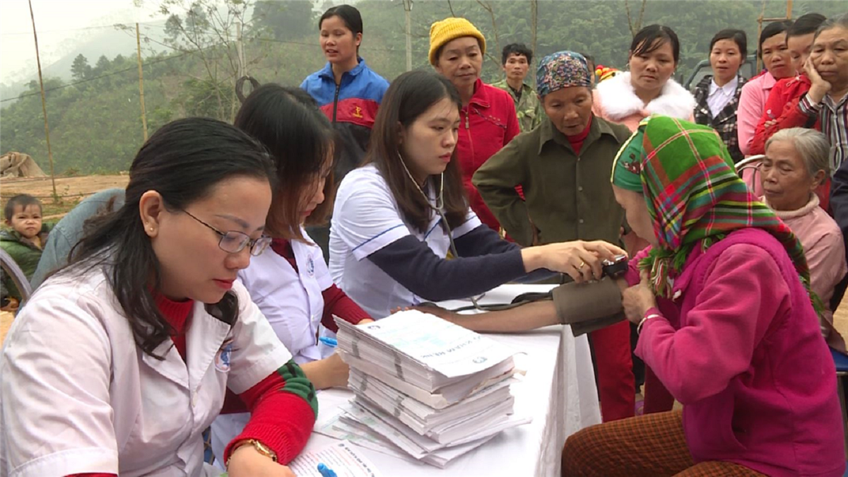 Tỉnh Phú Thọ chăm lo sức khỏe cho đồng bào dân tộc thiểu số. Ảnh: Nguyên Vy.