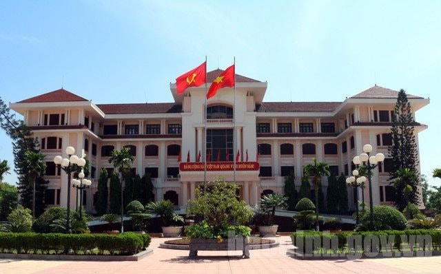 tinh_uy.jpg