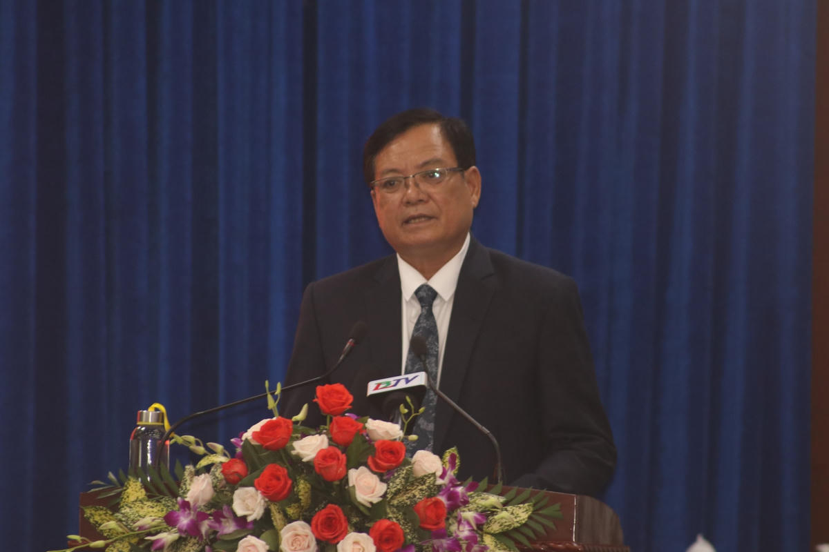 Chủ tịch Ủy ban MTTQ Việt Nam tỉnh Bạc Liêu Nguyễn Văn Hoà phát biểu tổng hợp ý kiến, kiến nghị của cử tri tại kỳ họp thứ 10, HĐND tỉnh khoá X (kỳ họp giữa năm 2023).