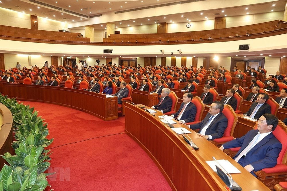 Các vị lãnh đạo Đảng, Nhà nước cùng các đại biểu dự bế mạc Hội nghị.(Ảnh: Trí Dũng/TTXVN).