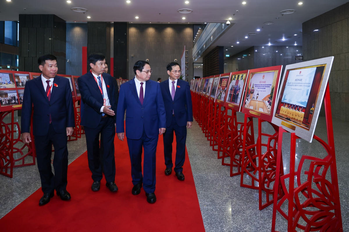 Thủ tướng: Xây dựng ngành ngoại giao chuyên nghiệp, văn minh, hiện đại, nhân văn, hiệu quả- Ảnh 11.