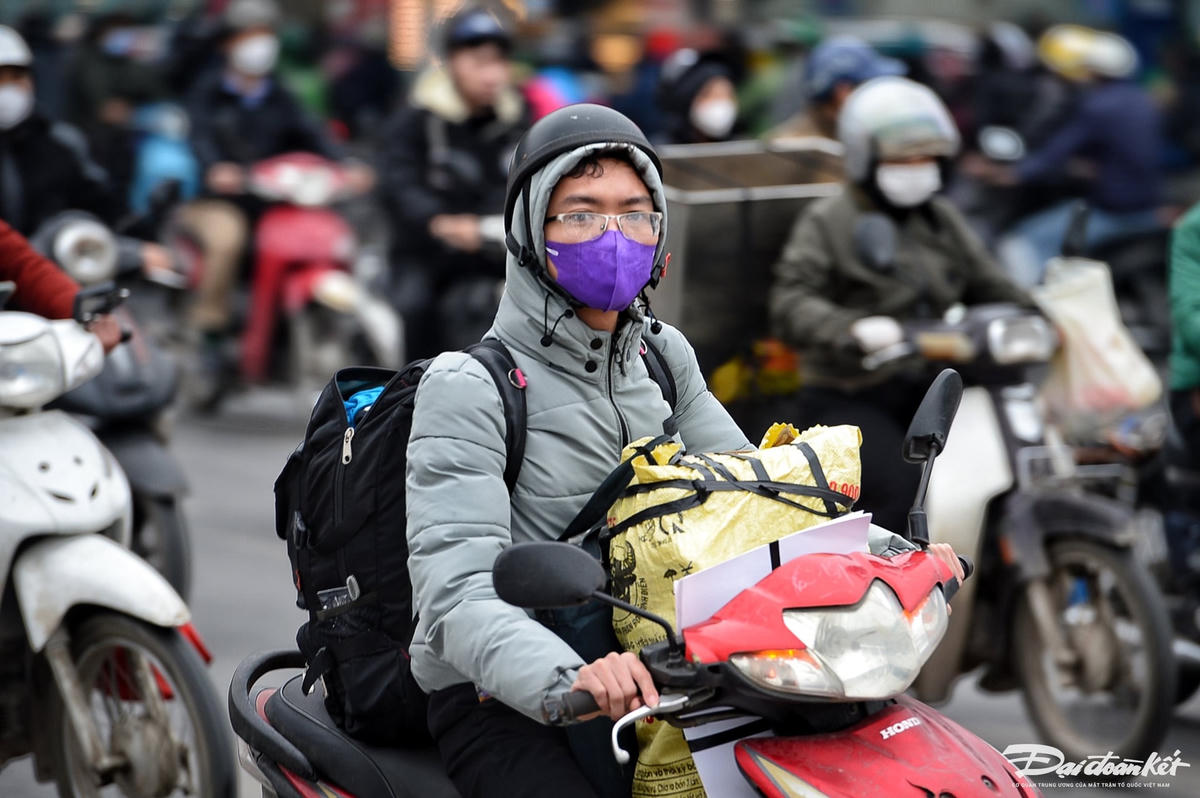 W_nguoi_dan_ve_que-le-khanh10.jpg