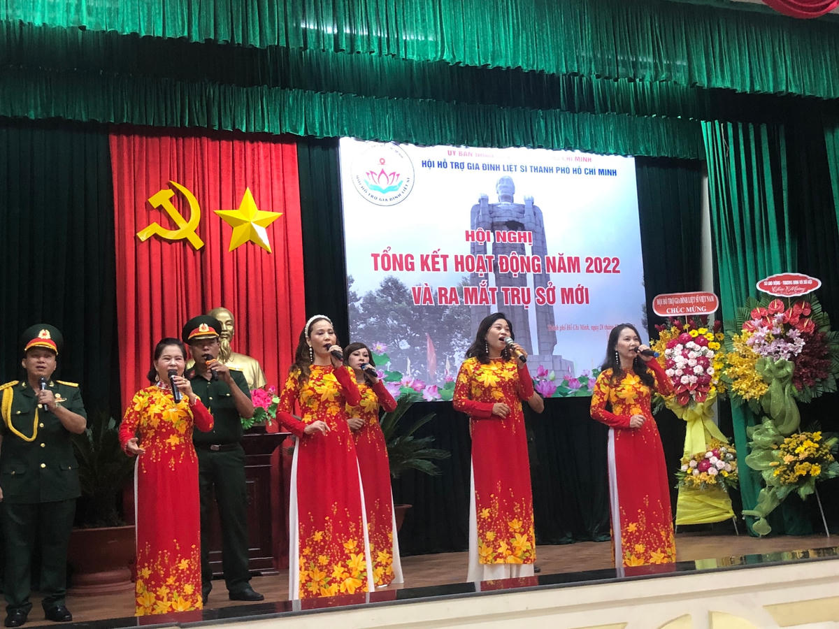 TP HCM - Nhiều hoạt động chăm lo thân nhân, gia đình liệt sĩ nhân dịp Tết Quý Mão 2023