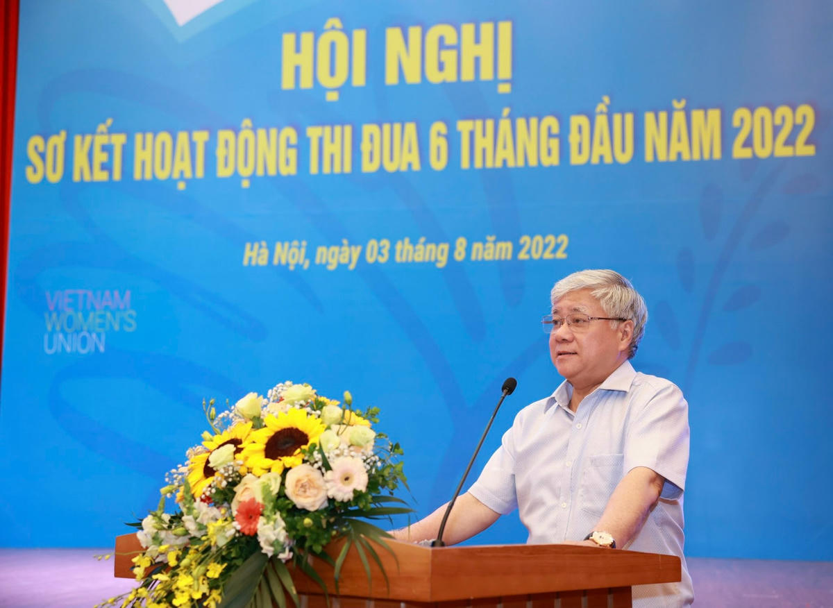 Chủ tịch UBTƯ MTTQ Việt Nam Đỗ Văn Chiến phát biểu tại Hội nghị.