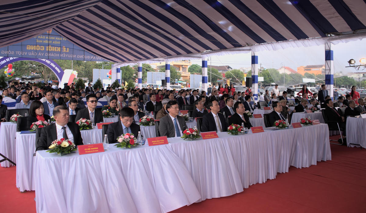 Quang cảnh Lễ khởi công.