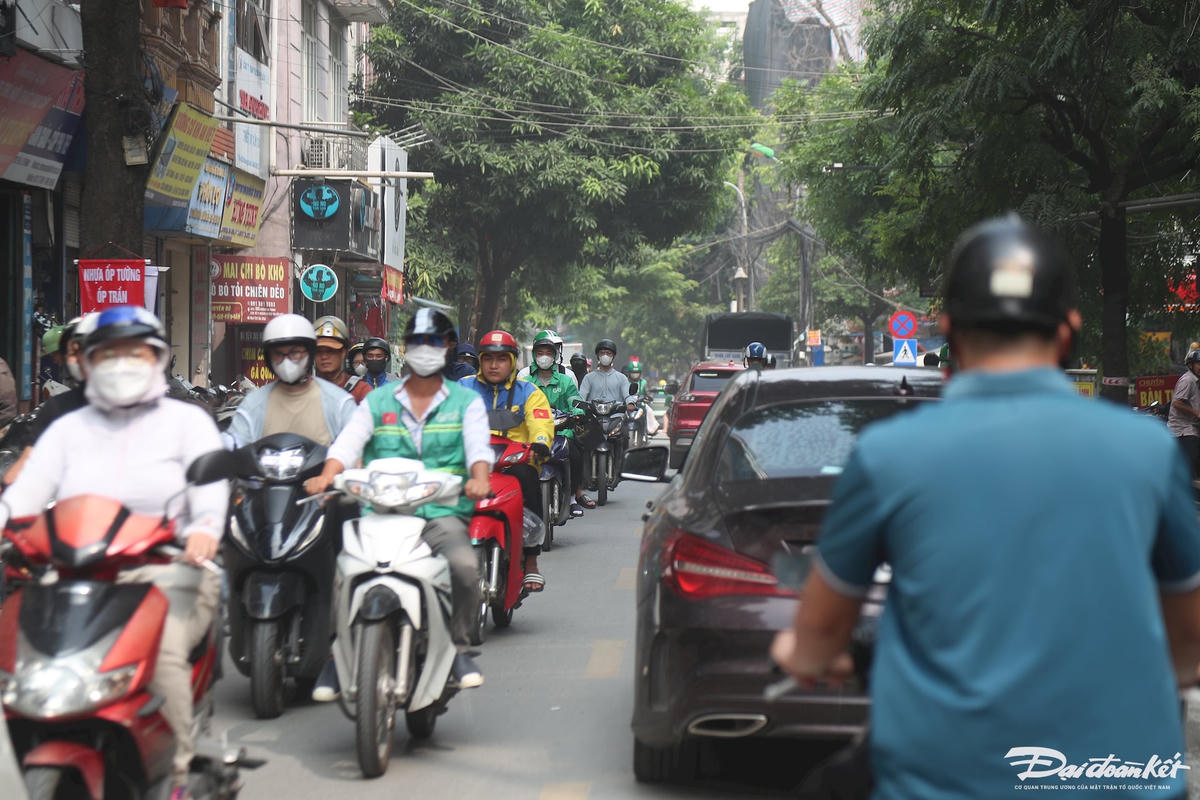 vanh_dai_1 -le-khanh5