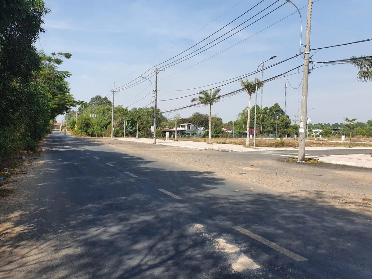 Khu đô thị phía Tây Bắc TPHCM được quy hoạch, nhưng sau 20 năm vẫn chưa có hạng mục xây dựng nào.