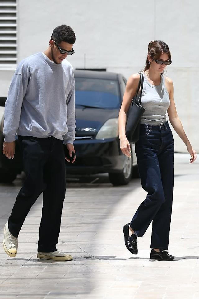 Kendall Jenner và bạn trai Devin Booker đã quyết định chia tay sau 2 năm yêu nhau.