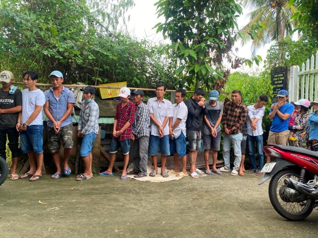 Các đối tượng tham gia đá gà qua mạng. 