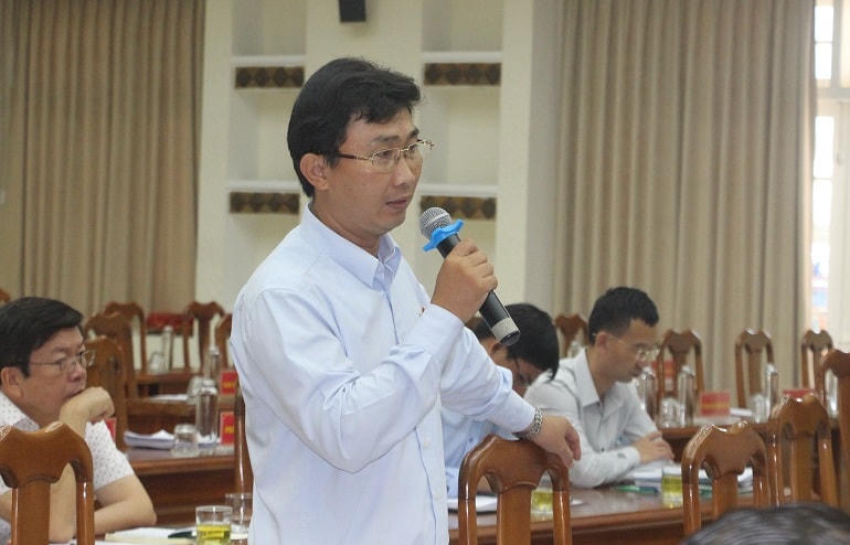 Đại biểu Nguyễn Văn Diệu kiến nghị tại tổ thảo luận (Ảnh: T.H).