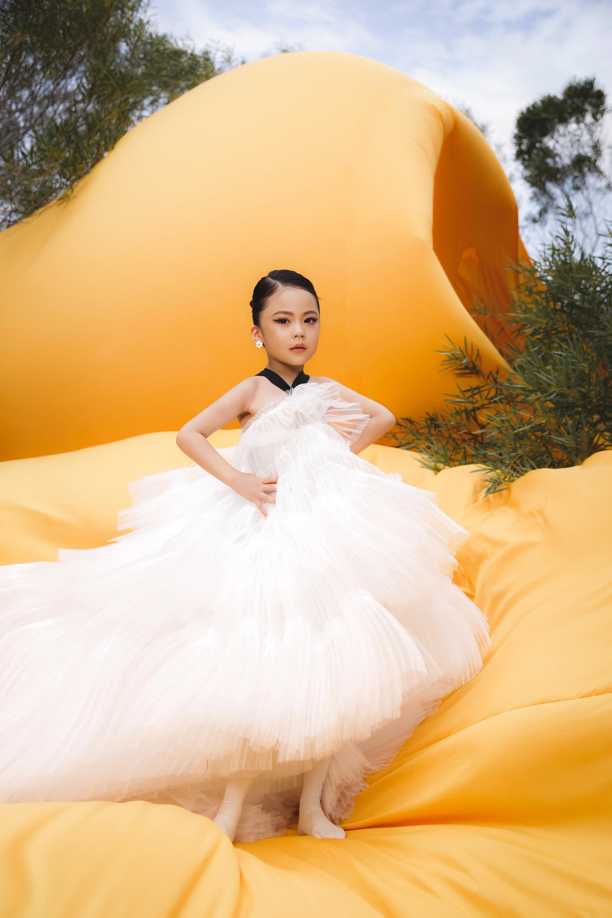 Từ câu lạc bộ mẫu nhí, cô bé dần vươn xa hơn, tham gia các show diễn lớn như Miracle Dreams của Ó Princess, On the Runway của Chiho, Lân của NTK Nhật Thực, Sắc vàng Tam Cốc của NTK Thạch Linh, Vietnam Kids Fashion Week của Tài năng nhí Kids Talent, Busan International Fashion Week 2023, Tuần lễ thời trang Xuân Hè Pro 2023 của MT Group (đảm nhận vai trò First Face)…