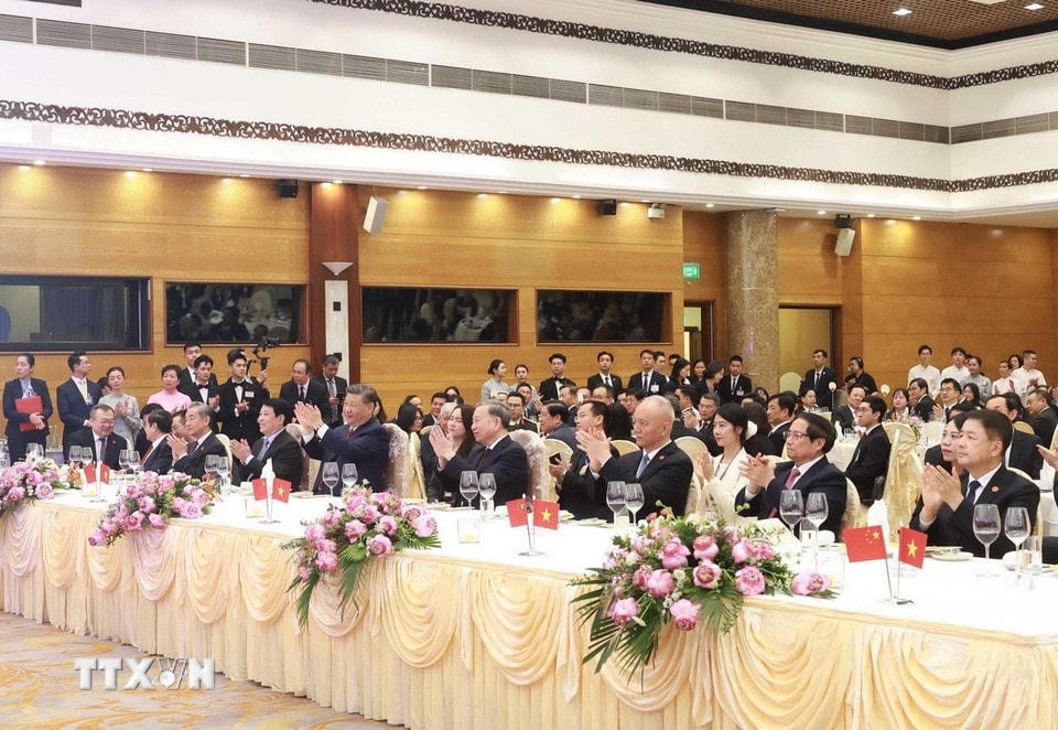 Đại biểu hai nước dự chiêu đãi. (Ảnh: Thống Nhất/TTXVN)