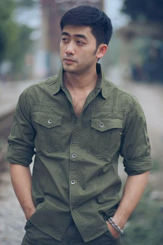 Với Bảo Anh, vai diễn công an luôn đặc biệt. 