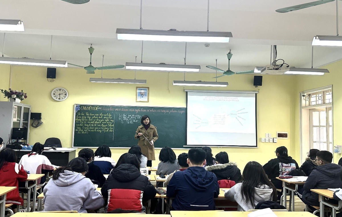 Học sinh ngay từ khi học THCS đã được chuẩn bị cho những thay đổi của môn Ngữ văn ở cấp THPT (Ảnh minh họa).