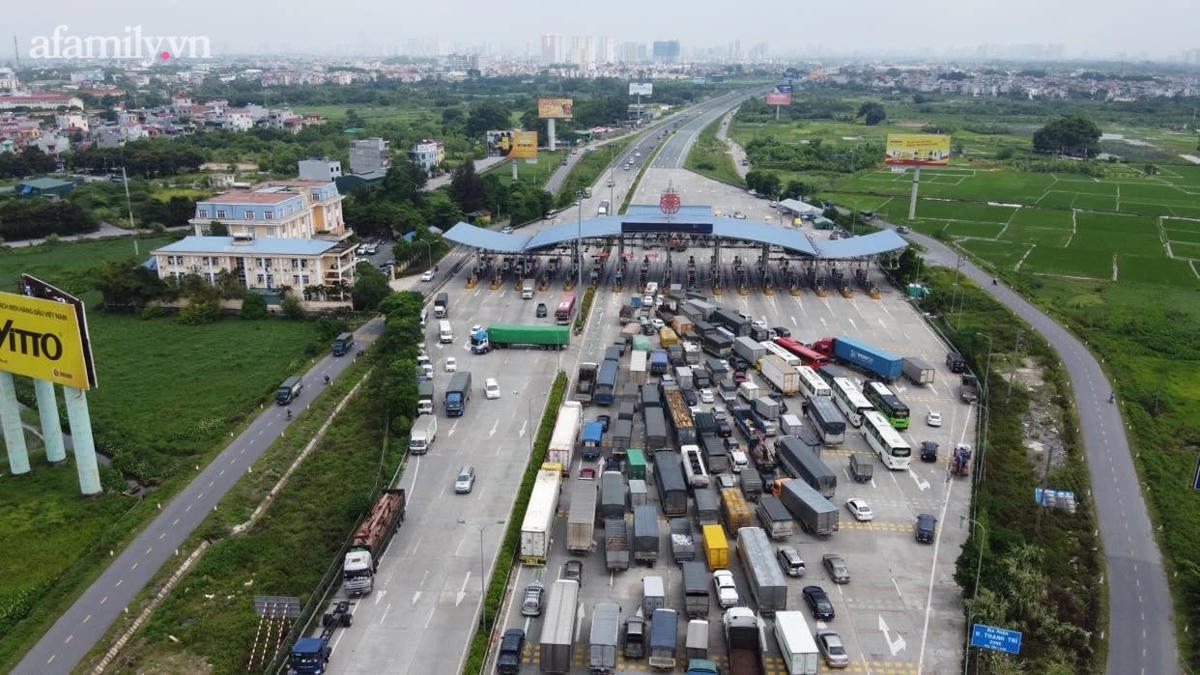 Trước một cửa ngõ vào trung tâm Hà Nội.