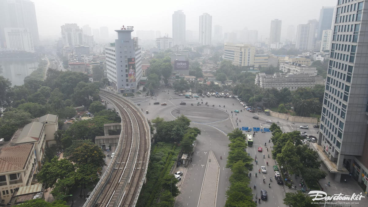 vanh_dai_1 -le-khanh17