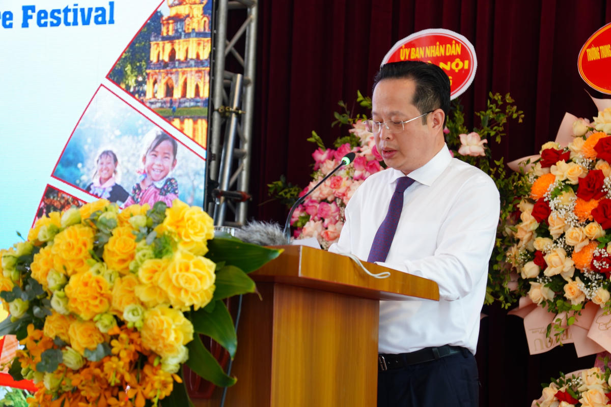 Ông Trần Thế Cương - Giám đốc Sở Giáo dục và Đào tạo, Chủ tịch Hội Hữu nghị Việt Nam - Australia TP Hà Nội.