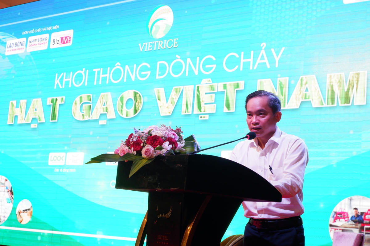 Phó Giám đốc Sở NN&PTNT TP Cần Thơ Trần Thái Nghiêm phát biểu tại hội thảo.