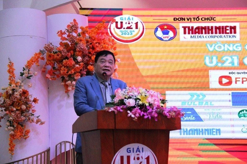 Ông Nguyễn Công Khế - Chủ tịch HĐQT kiêm Tổng giám đốc Công ty cổ phần Tập đoàn truyền thông Thanh Niên phát biểu khai mạc buổi họp báo.