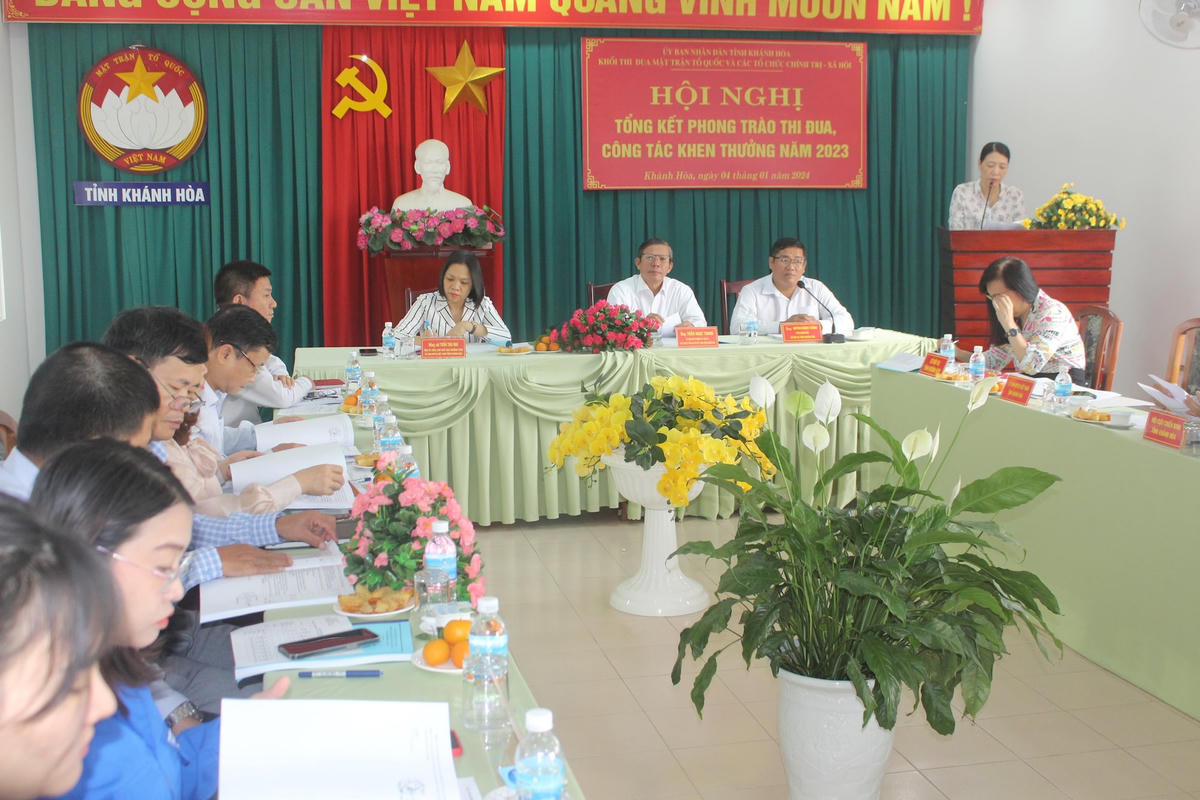 hoi-nghi-tong-ket-phong-trao-thi-dua-khoi-mat-tran-va-cac-to-chuc-chinh-tri-xa-hoi..jpg