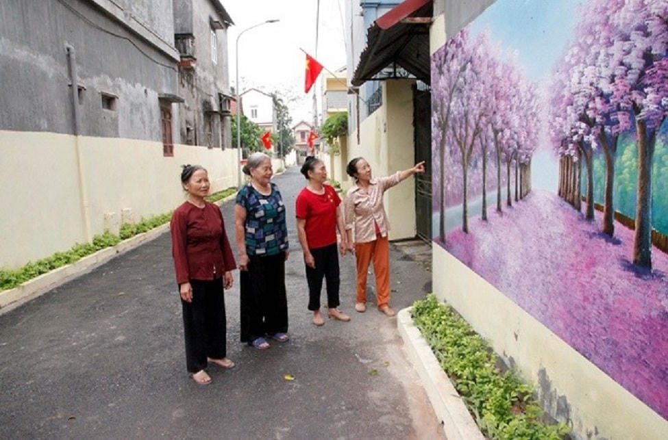 Người dân Vĩnh Phúc với thành quả xây dựng nông thôn mới.