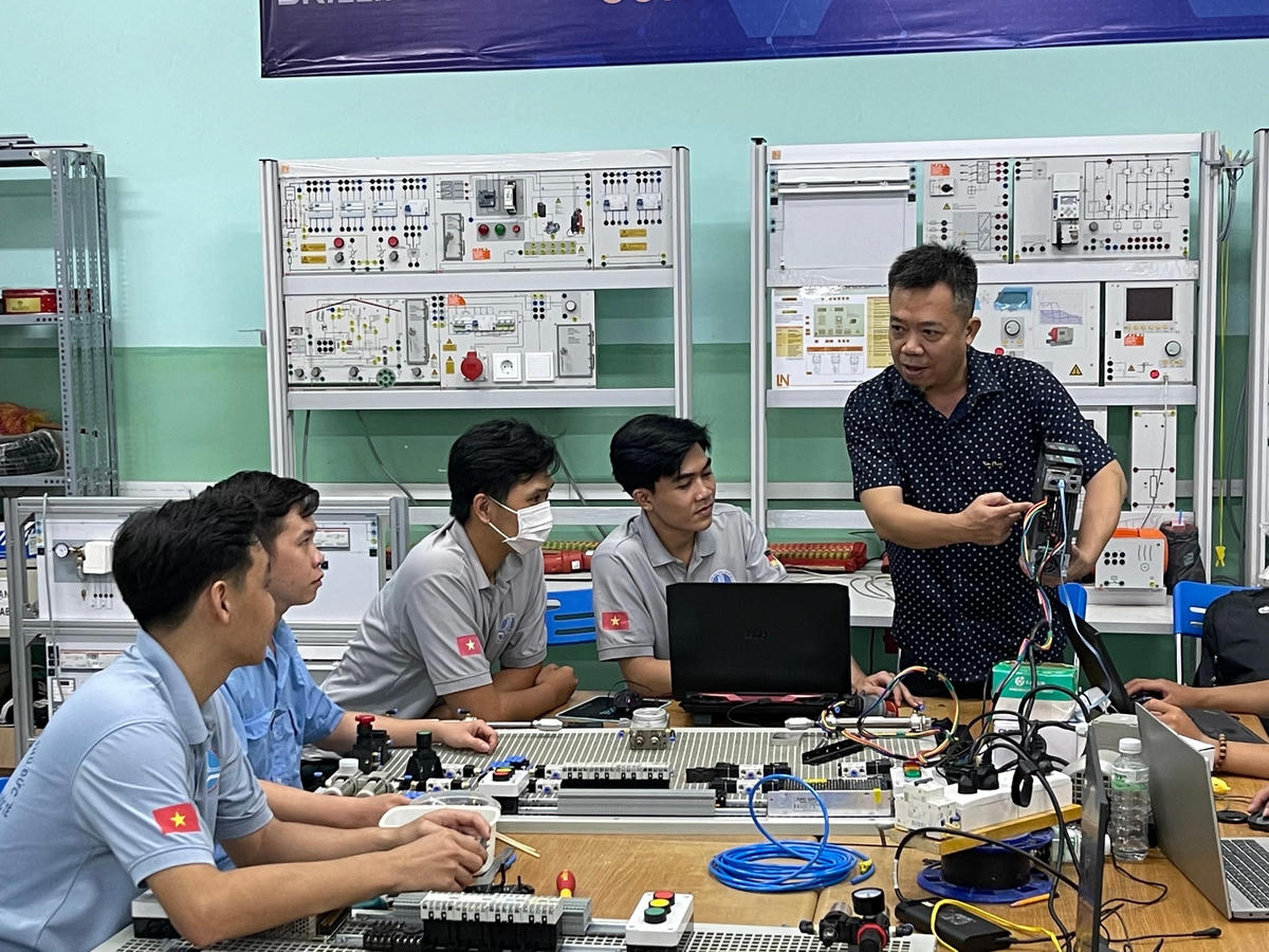 Hiện số học sinh học các trường nghề đang tăng lên. Ảnh: Mỹ Quyên.