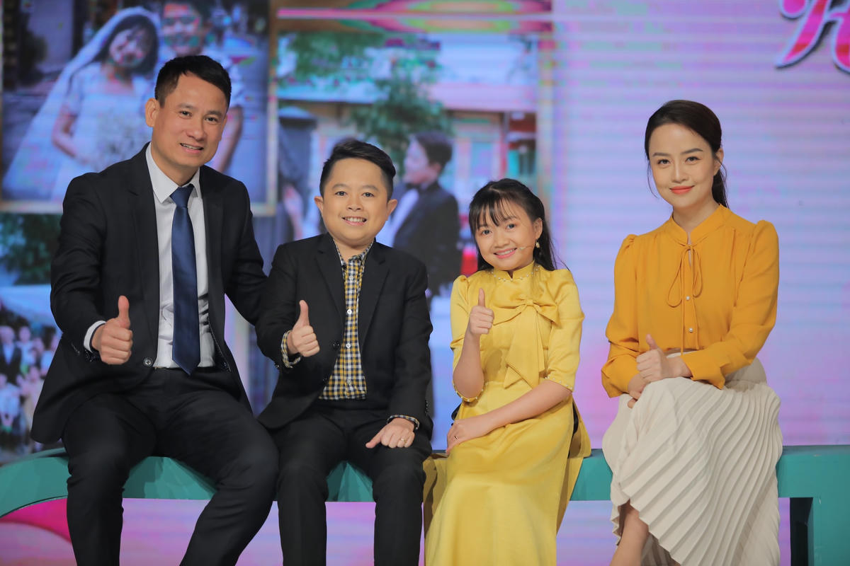 Vượt lên số phận, cả hai không những có việc làm ổn định mà còn viết nên câu chuyện tình yêu đẹp.