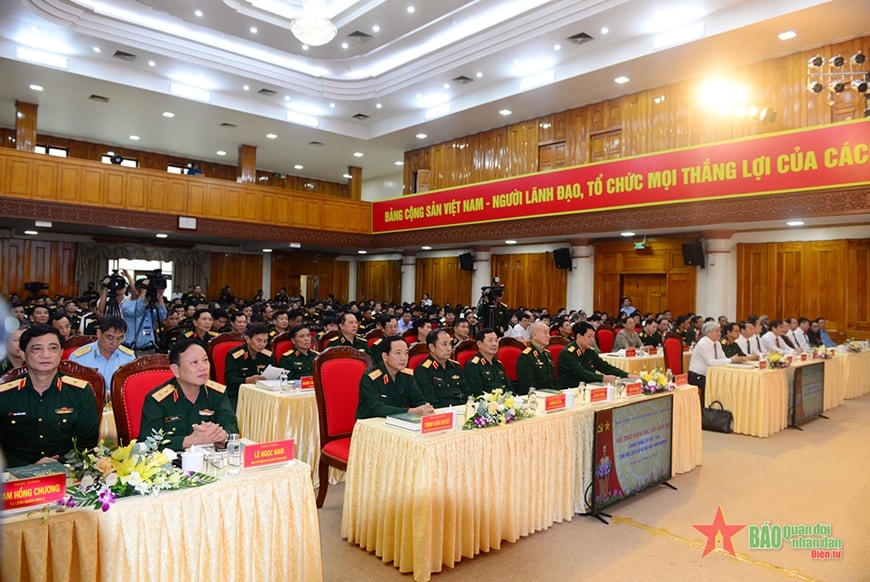 Các đại biểu dự Hội thảo. 