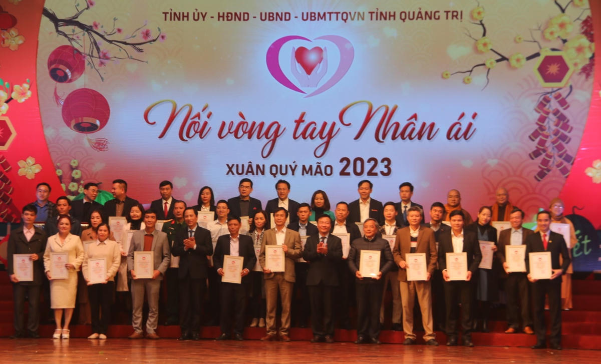 Chương trình Nối vòng tay nhân ái Xuân Quý Mão 2023 đón nhận nhiều sự ủng hộ của các tổ chức, cá nhân…