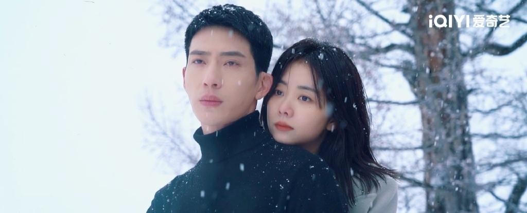 Chuyện tình yêu của Đàm Tùng Vận và Tỉnh Bách Nhiên gây sốt mạng xã hội. 