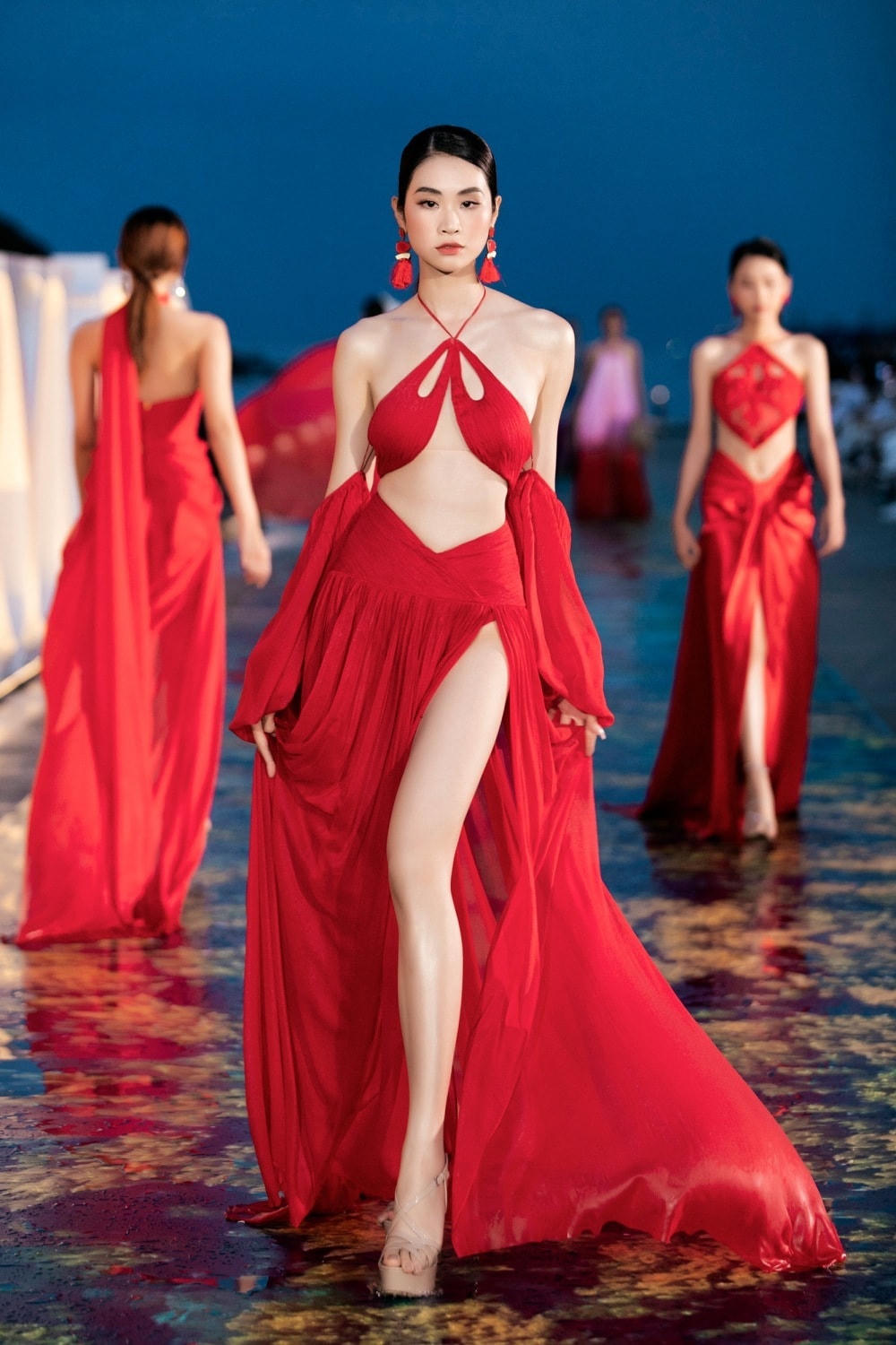 Thùy Linh là người chiến thắng của phần thi “Người đẹp bản lĩnh”.