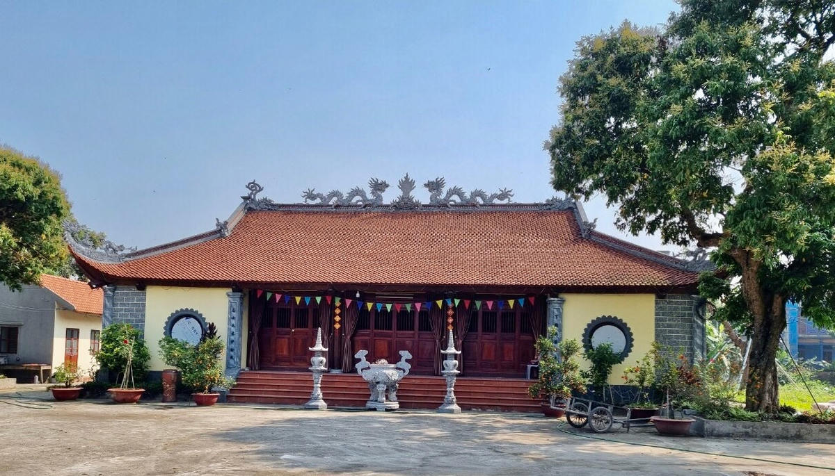 Đình Đại Từ nơi thờ Thái sư Lưu Cơ.