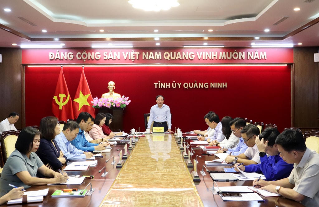 Quang cảnh cuộc họp. Ảnh: QMG