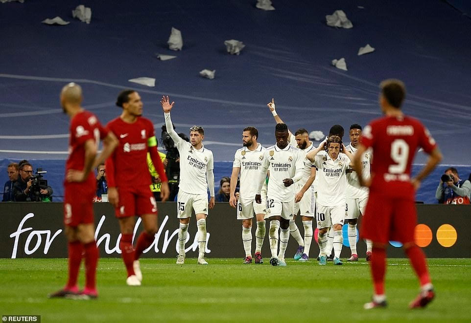 Real Madrid tiến vào tứ kết Champions League (Ảnh: Reuters).