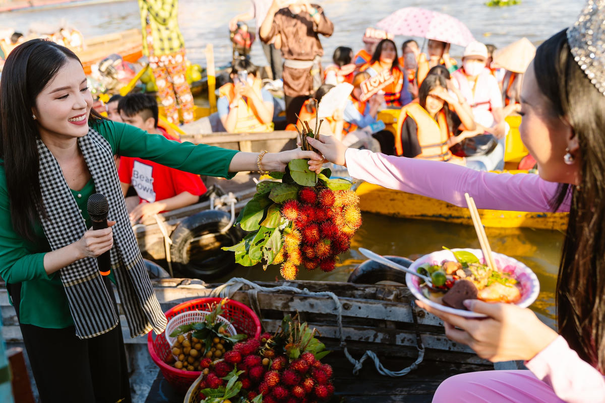 Bảo Ngọc mong muốn qua chuyến đi đặc biệt sẽ quảng bá hình ảnh Cần Thơ đến bạn bè thế giới. 