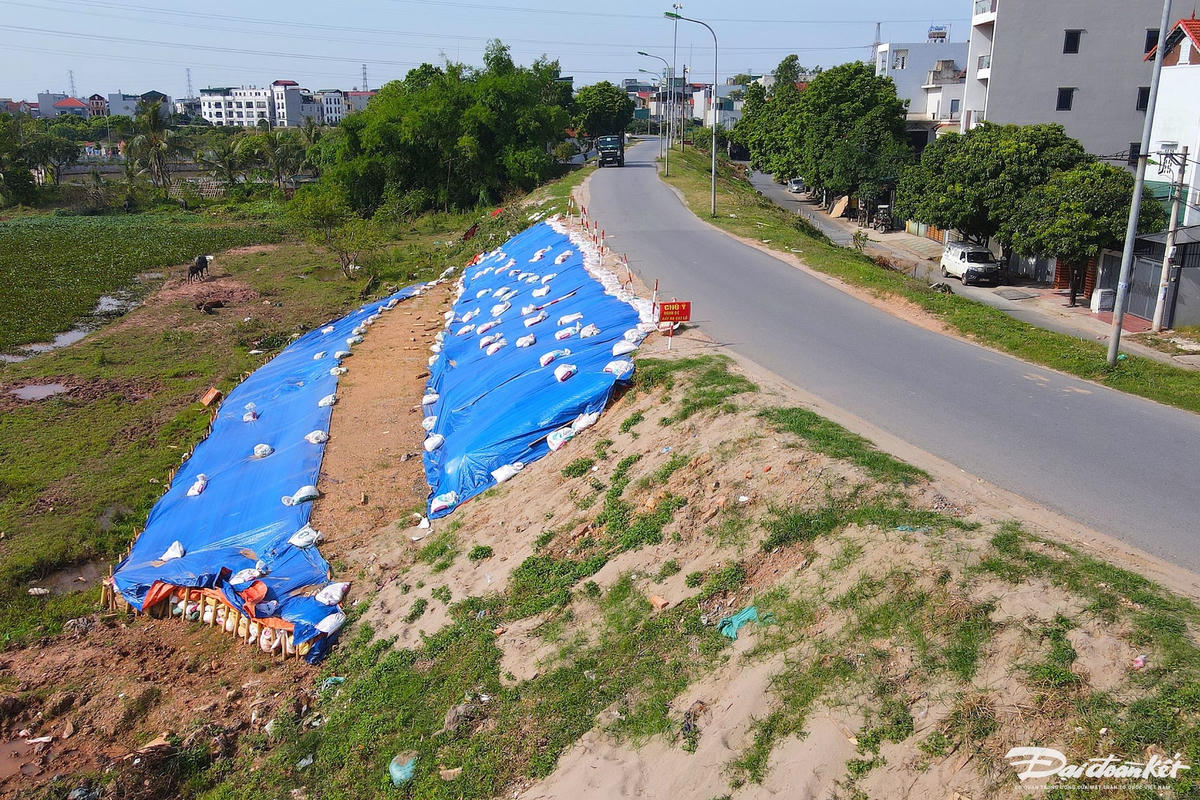 sut_lun_de_yen_nghia-le-khanh21.jpg