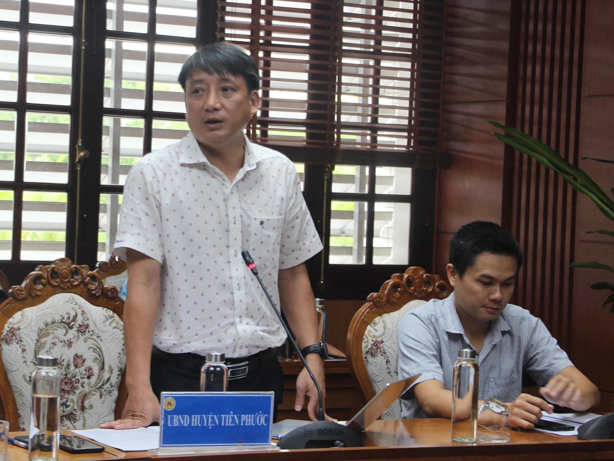 Ông Nguyễn Hùng Anh phát biểu ý kiến tại buổi làm việc.