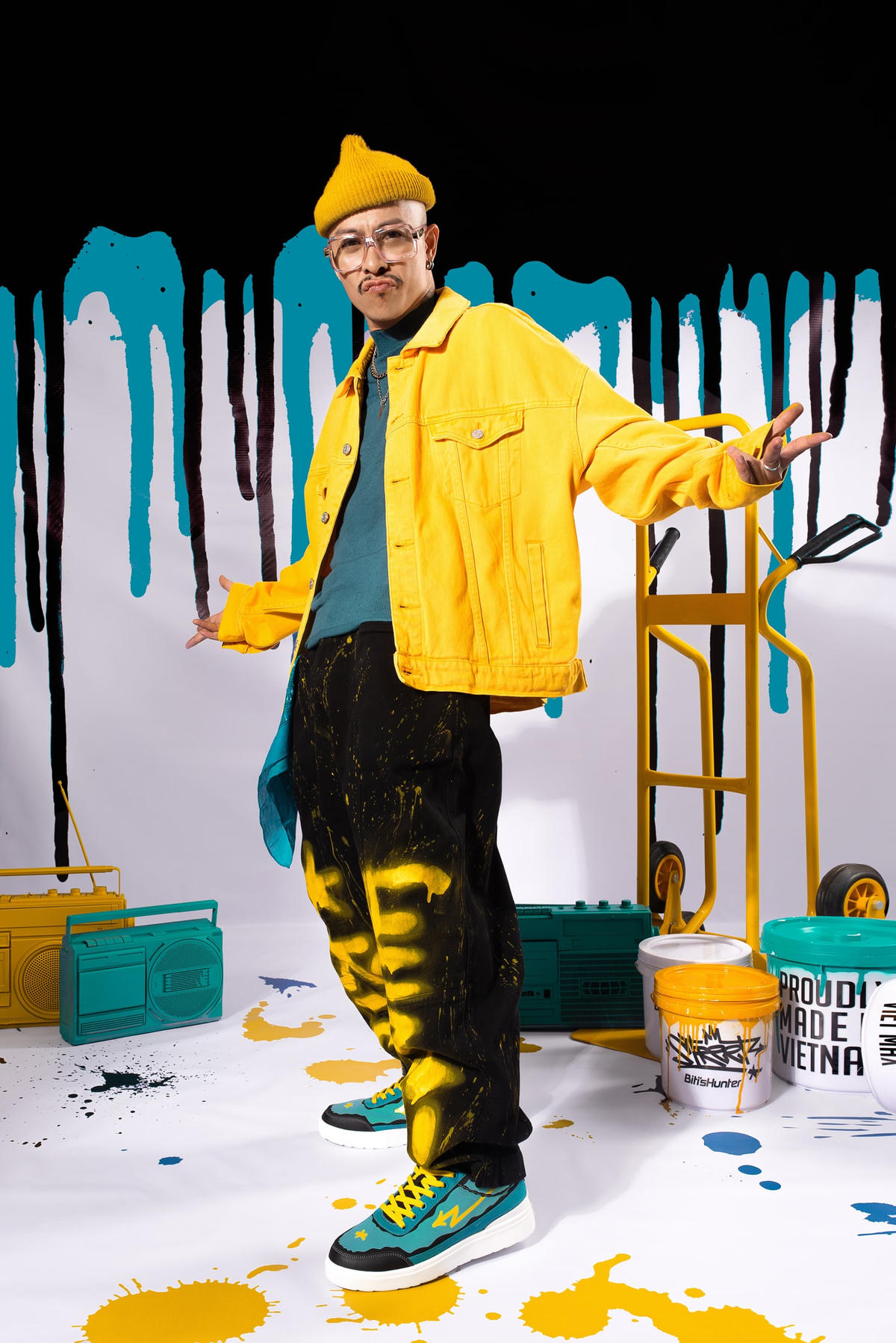 Biên đạo, đạo diễn Việt Max cho rằng, để trở thành một dancer chuyên nghiệp thì người đó cần phải thực sự yêu nhảy từ trong trái tim. Ảnh: Bee Comm.