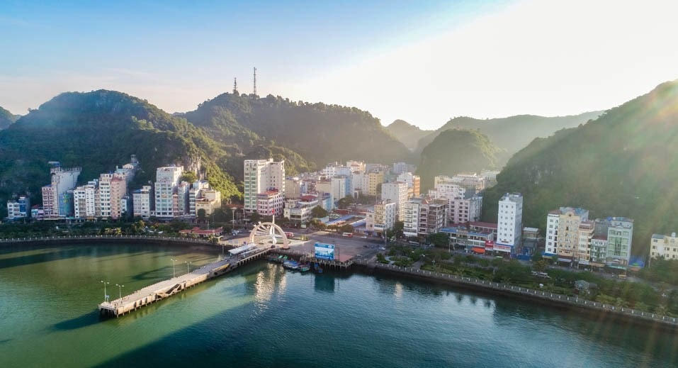 Dự án có tổng diện tích 499.945 m2 (49,9945 ha) tại thị trấn Cát Bà.