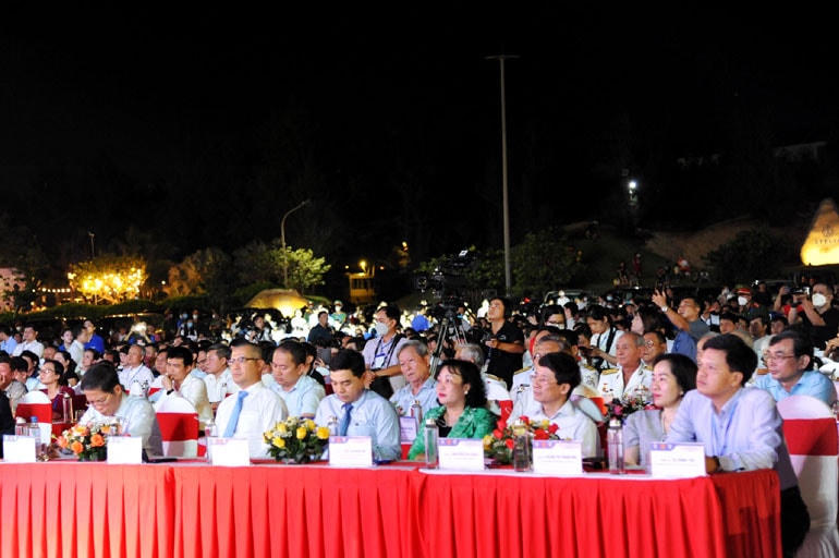  Các đại biểu dự Lễ mít tinh Kỷ niệm Ngày Đại dương thế giới và Tuần lễ Biển và Hải đảo Việt Nam năm 2022.