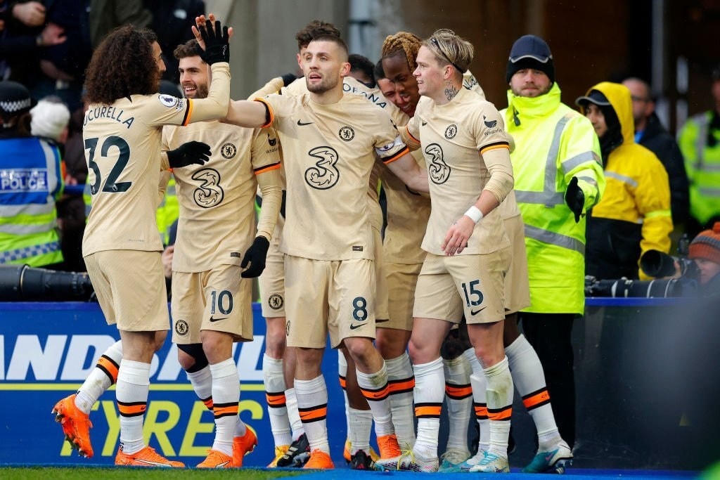 Các cầu thủ Chelsea ăn mừng bàn thắng thứ ba vào lưới Leicester (Ảnh: GI).