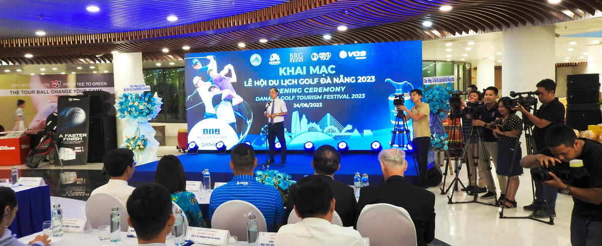 Quang cảnh buổi họp báo công bố Lễ hội Du lịch golf Đà Nẵng 2023. Ảnh Thanh Tùng.
