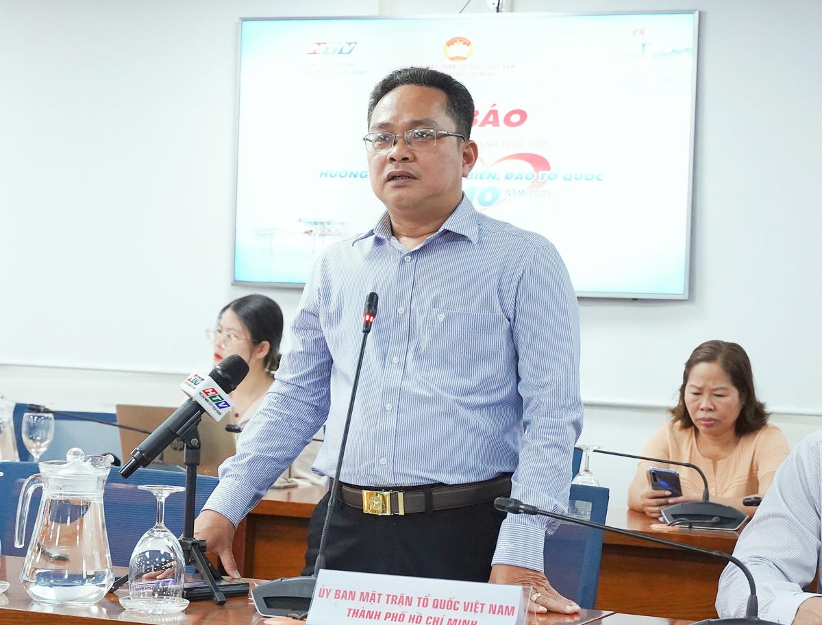 Ông Phạm Minh Tuấn, Phó chủ tịch Ủy ban MTTQ Việt Nam TP HCM giới thiệu về chương trình.