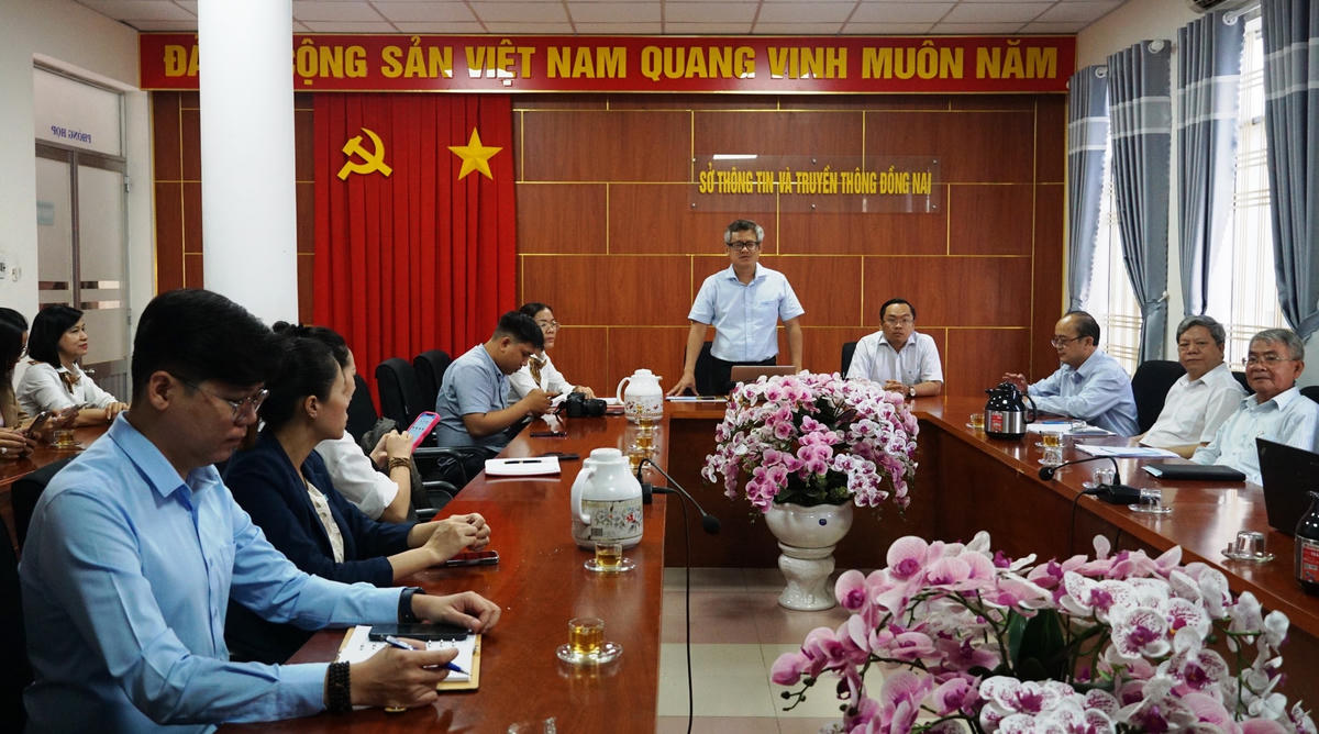 Sở Thông tin – Truyền thông Đồng Nai chủ trì họp báo thông tin về Tuần lễ chuyển đổi số năm 2023. Ảnh: Mạnh Thìn.