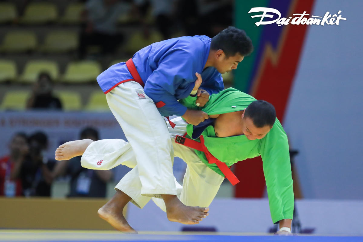 Kurash là môn võ truyền thống của các quốc gia Trung Á, có lối đánh tương tự như Judo và Vật.